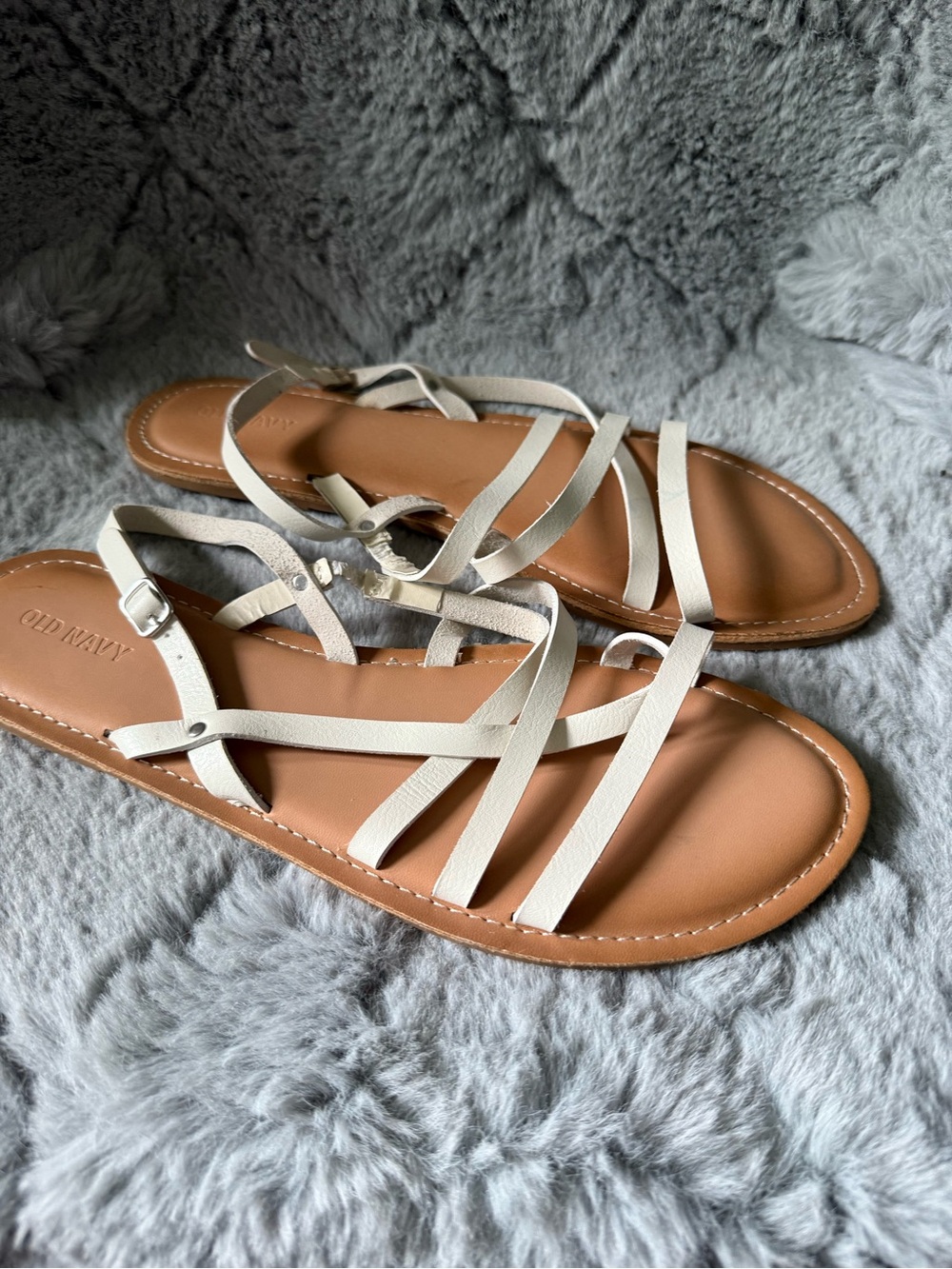 Old Navy White Strappy Flat Sandals Women's 10 New